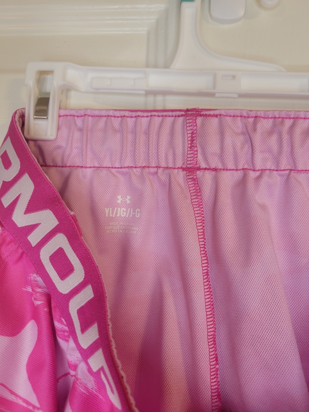 Under Armour Pink Camo Girl's Performance Shorts - Picture 5 of 8